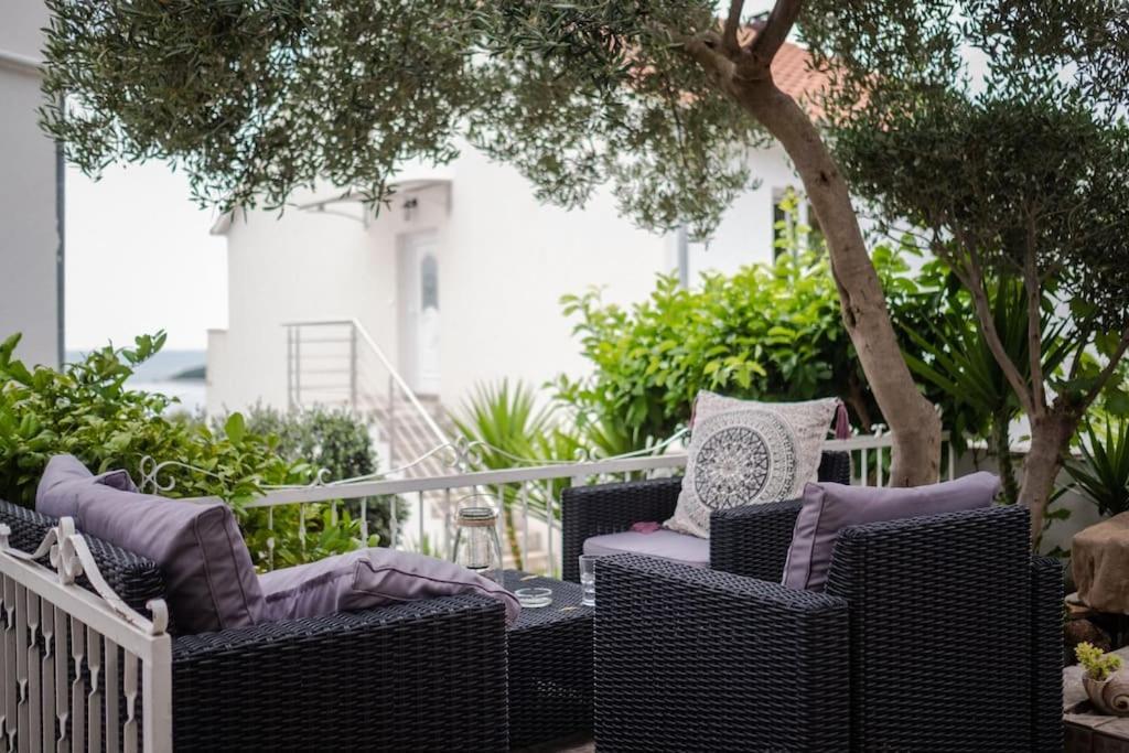 Apartman Tino With Two Sunny Terace Hvar Town Exterior photo