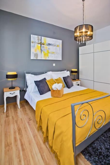 Apartman Tino With Two Sunny Terace Hvar Town Exterior photo
